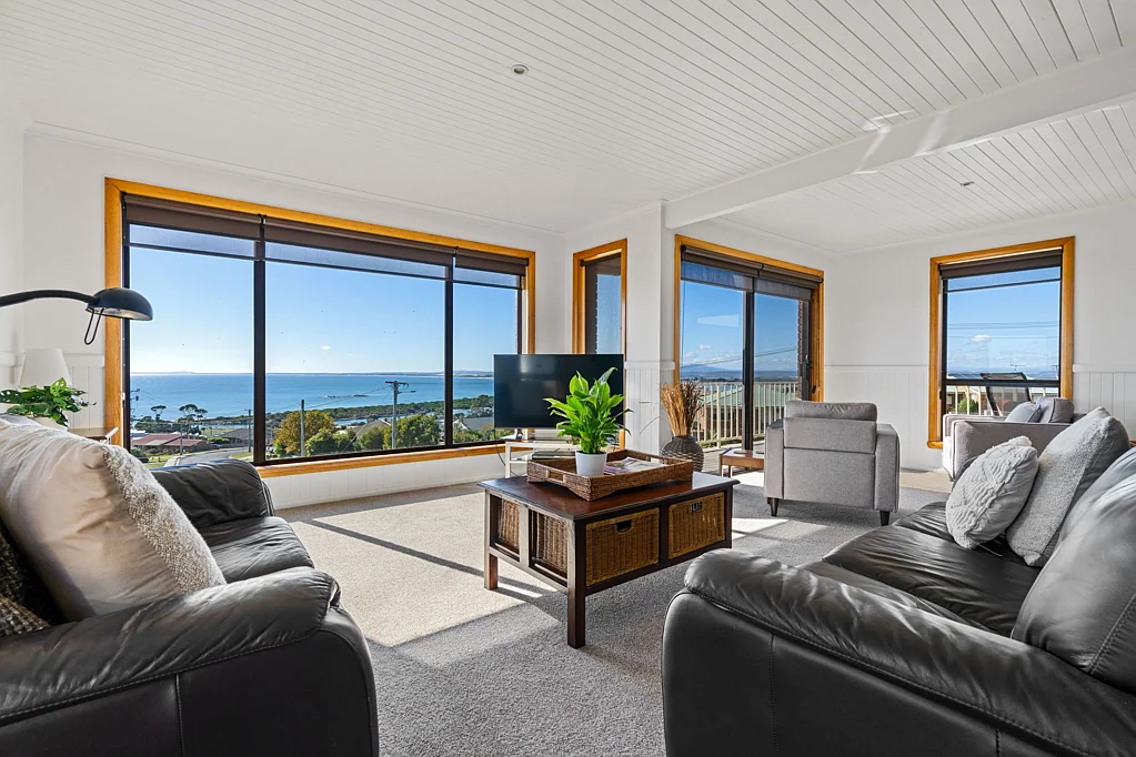 Bridport 4部屋 Panoramic Coastal Living at Its Best