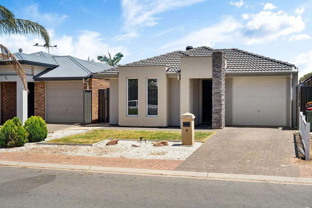 10 Oakwood Circuit, Munno Para West, SA 5115