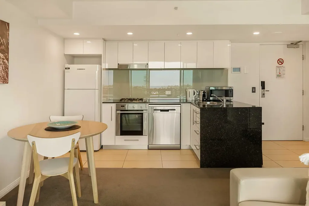 802/185 Redcliffe Parade, Redcliffe, QLD 4020