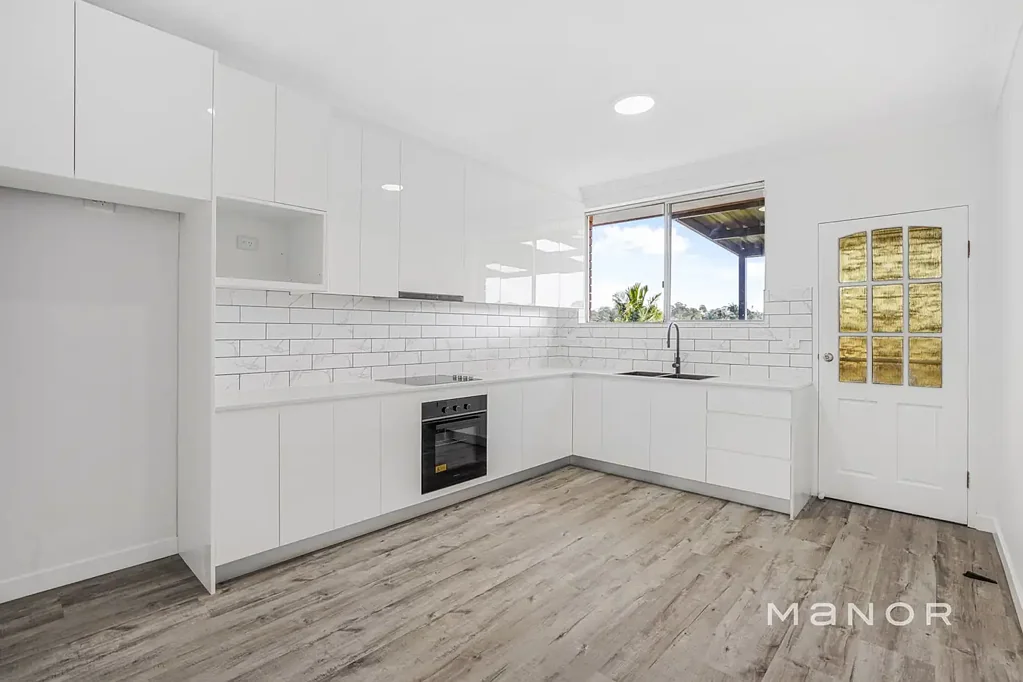 Beautiful Family Home in Prime Seven Hills Location