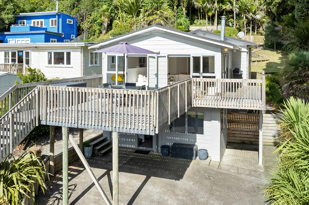 188 Motutara Road, Muriwai, Rodney, Auckland