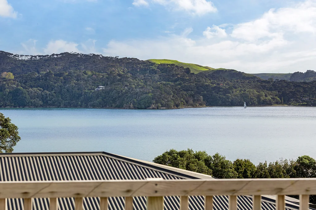 18 Rose Street, Raglan, Waikato
