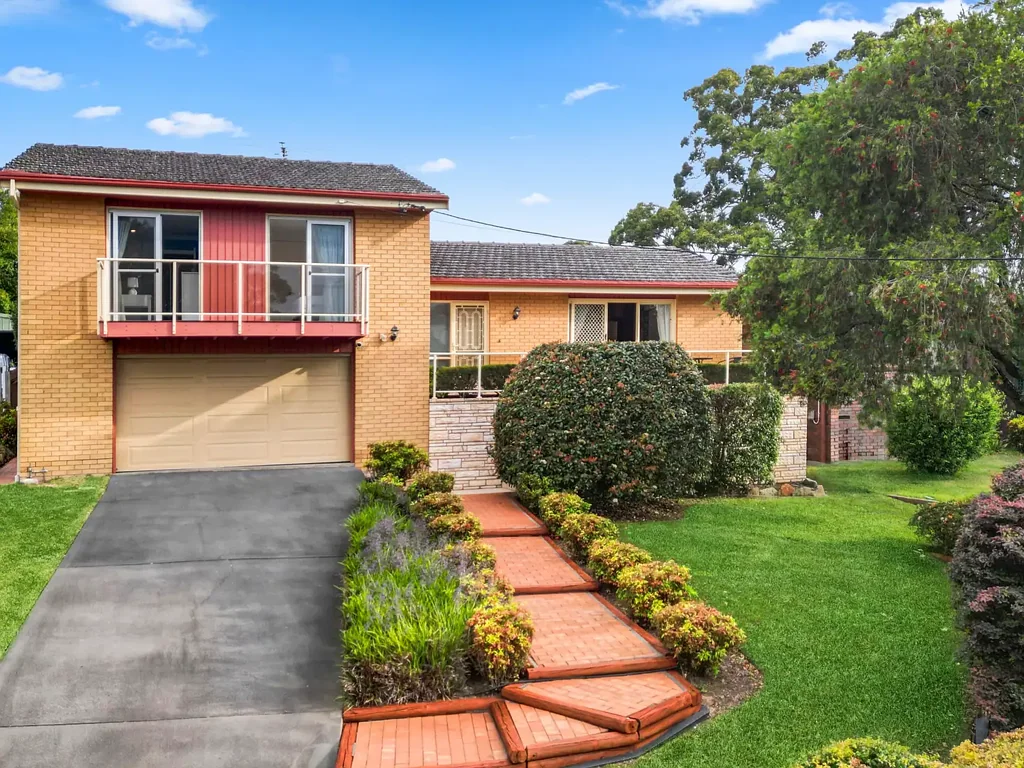 Berowra 4Kwarto Ready to move in for Christmas and enjoy your very own family haven!