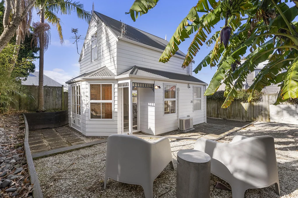 Grey Lynn 1 Slaapkamer Investor Says Sell