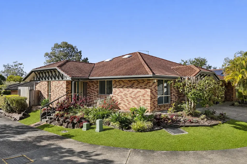 Reedy Creek 3 Slaapkamer Secure Gated Community surrounded by great Schools - minutes to Burleigh