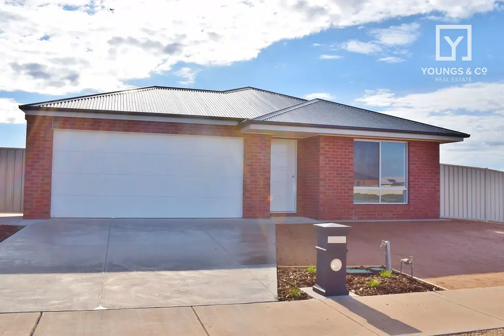 11 Wollemi Dr, Shepparton North, VIC 3631, 4 rūma, 2 rūma horoi, House