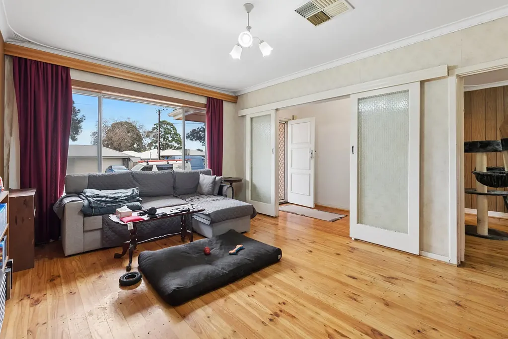 Salisbury East 3房  Welcome To Your New Place, Endless Options Await in Splendid Salisbury East!