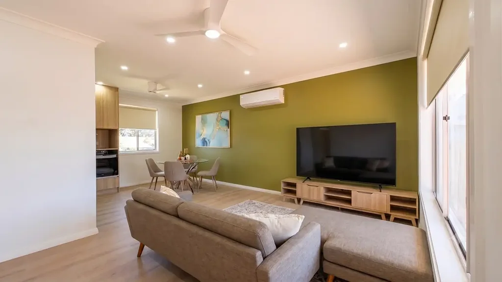 STUNNINGLY RENOVATED GEM IN SOUTH PENRITH!