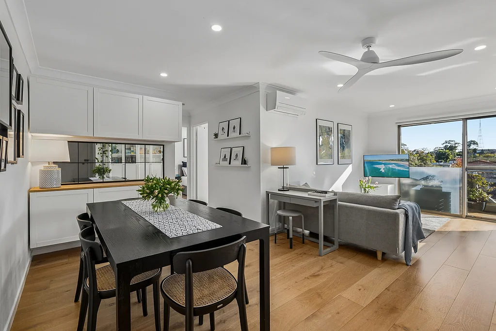 Willoughby 2 Bedroom Designer apartment in the heart of Willoughby