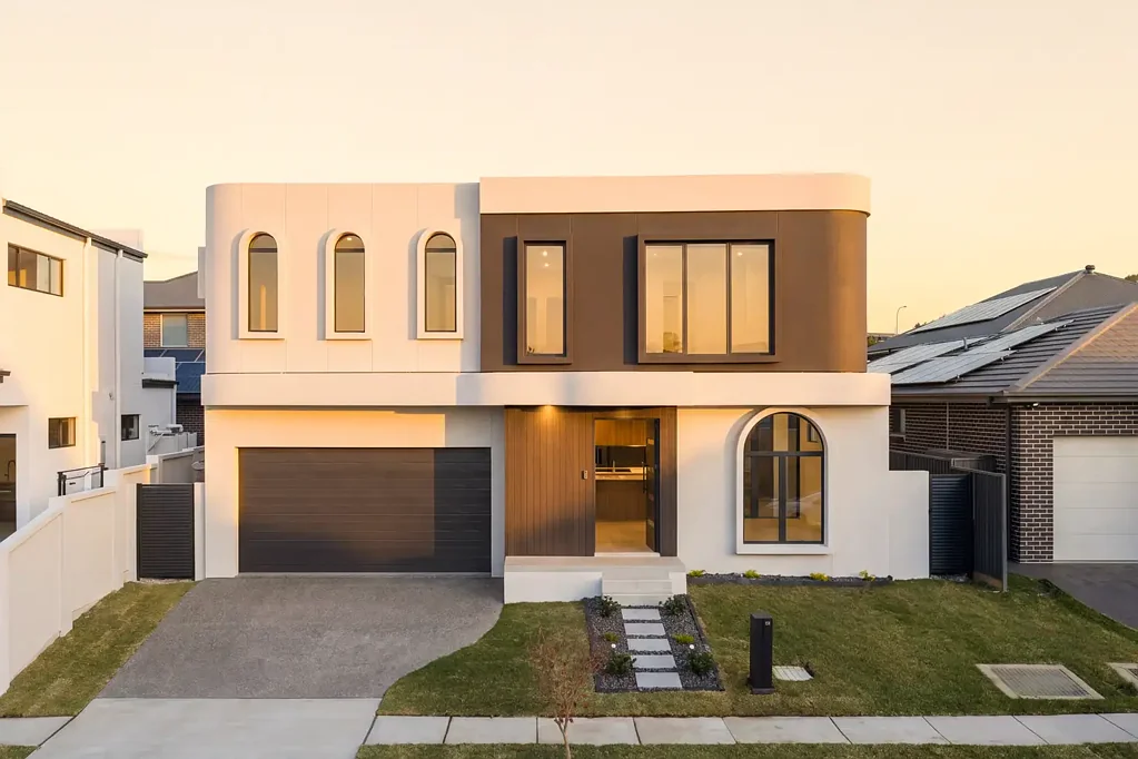 Gregory Hills 4 Bedroom "Captivating on Cockatoo"