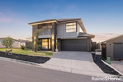 1 Emperor Way, Onkaparinga Heights