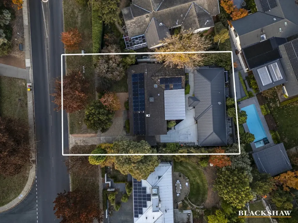 Red Hill 7침실 Fully Renovated Home with Premium Features and Secondary Residence which is an ideal investment with ABB approx. $4,000-$6,000 per month!