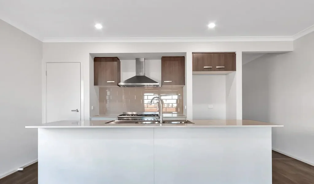 4 BEDROOM FAMILY HOME