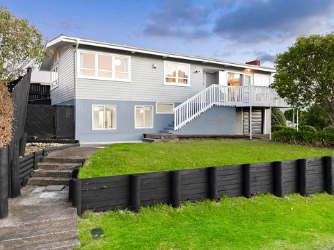 122 Vodanovich Road, Te Atatu South, Waitakere City, Auckland