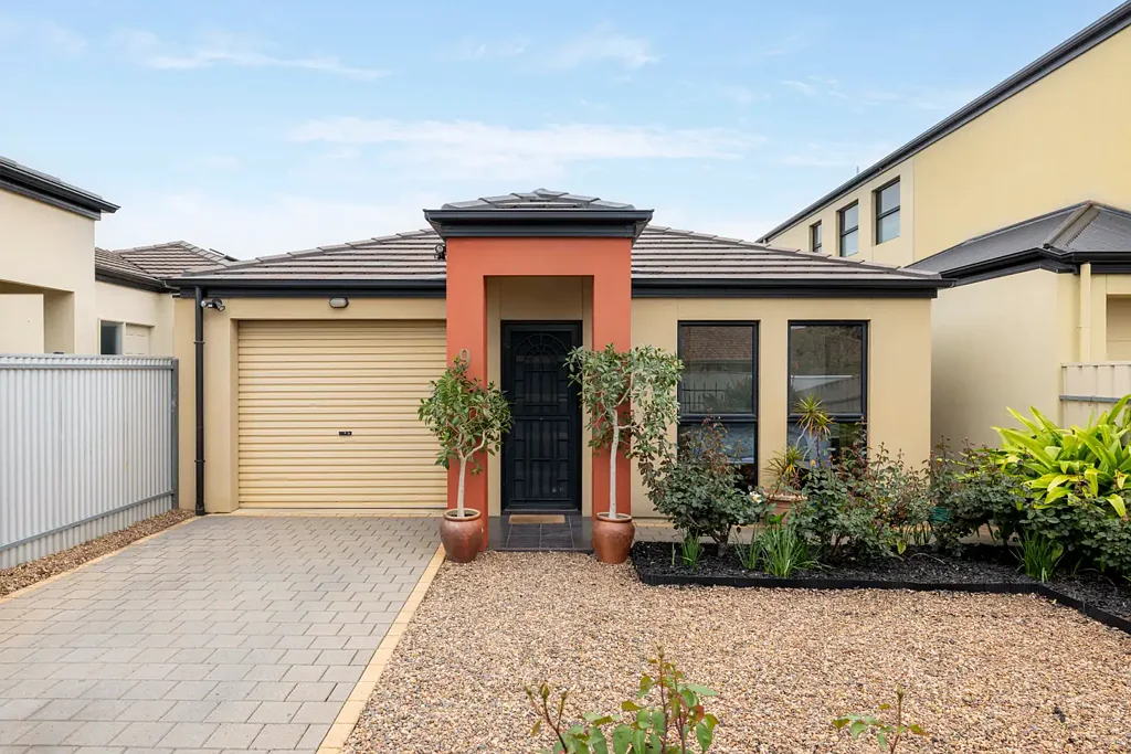 9 York Street, Northfield, SA 5085