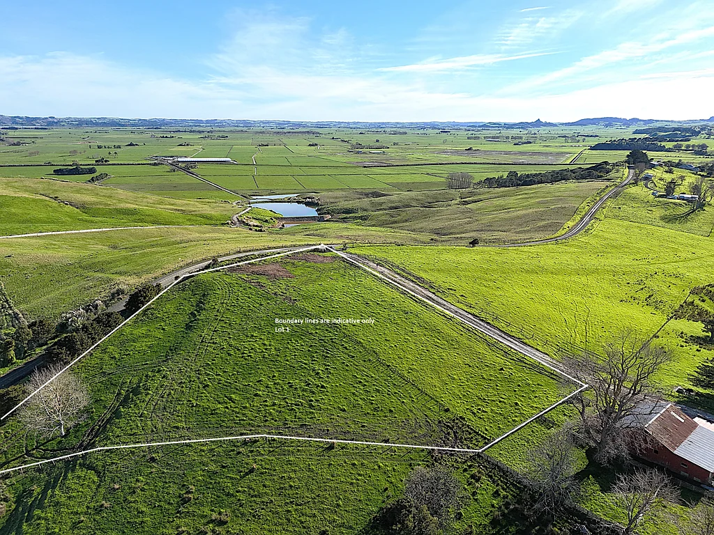 Ruawai Stunning 7000sqm Section With Breathtaking Views!