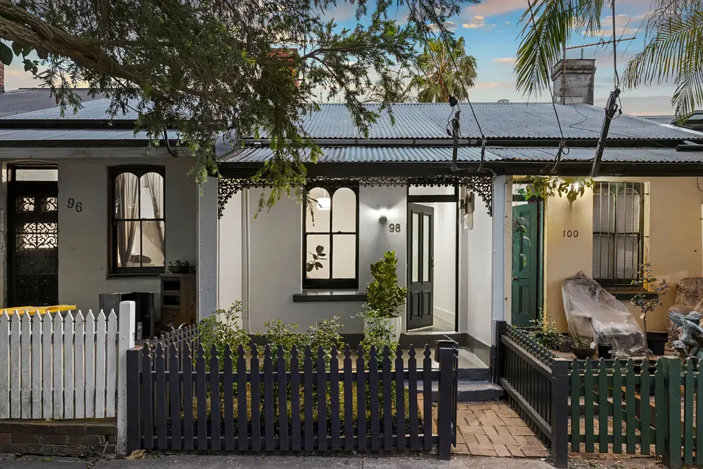 98 Simmons Street, Enmore, NSW 2042