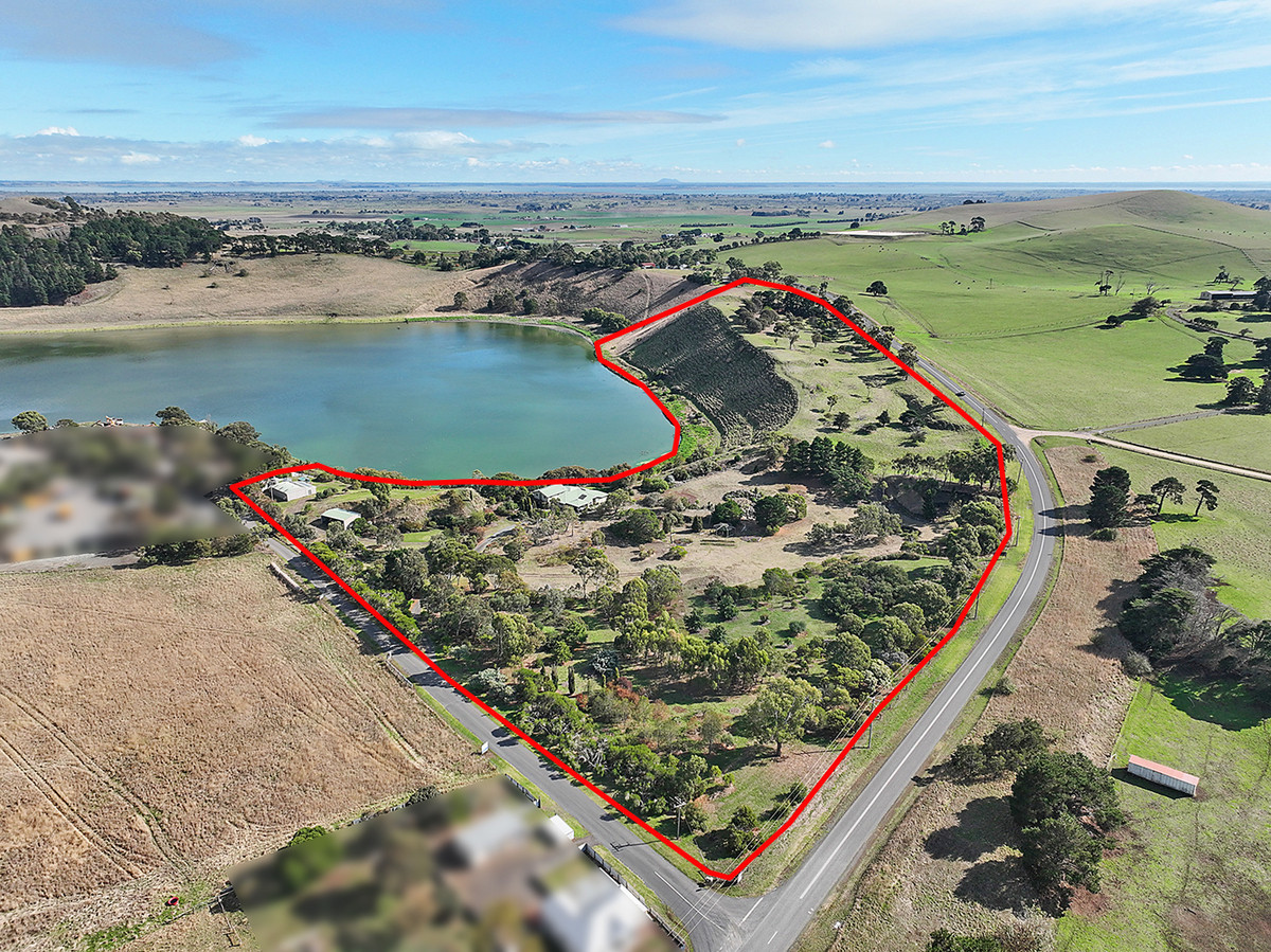 981 CORANGAMITE LAKE RD, CORAGULAC VIC 3249, 0房, 0浴, Lifestyle Property