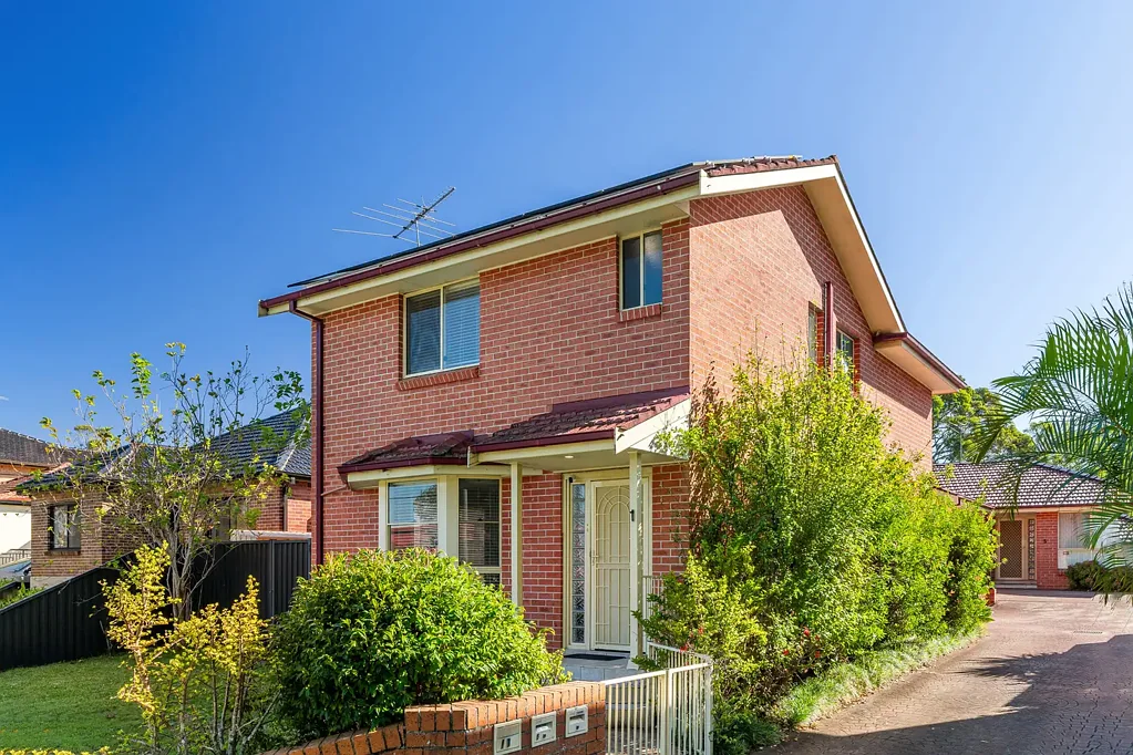 1/141-143 Kareena Road, Miranda, NSW 2228