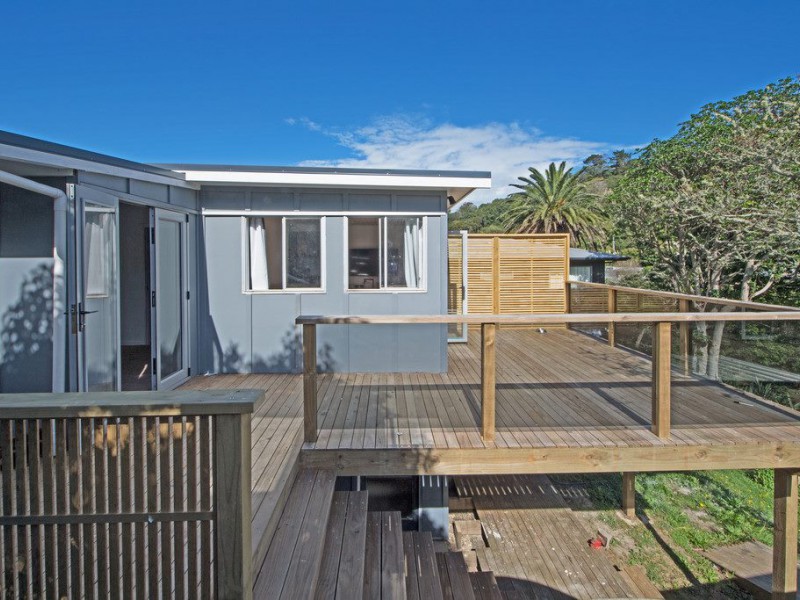 7 Lannan Road, Surfdale, Auckland, 2 phòng ngủ, 1 phòng tắm