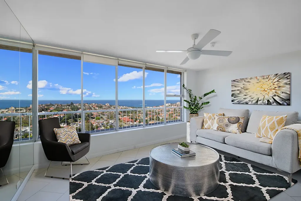 2 Bedroom Apartment with Stunning Coogee Beach View