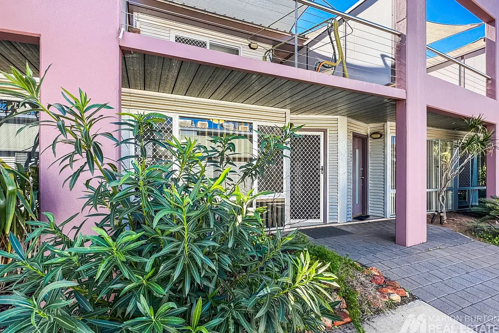 Gillen 2ਬੈੱਡਰੂਮ Immaculate Townhouse in Secure Gated Complex