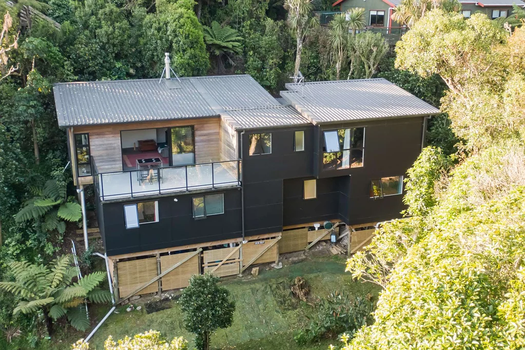 Eastbourne 4房  Stylish Private Retreat in Point Howard!