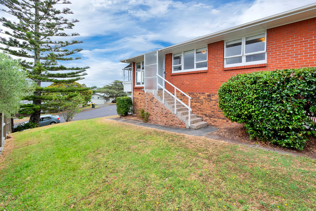 1/111 Bond Crescent, Forrest Hill, Auckland - North Shore, 2 침실, 1 욕실