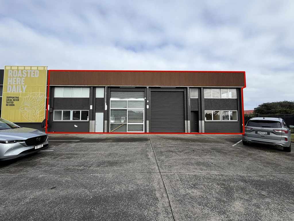Pakuranga Heights Rare Pakuranga industrial - road front exposure