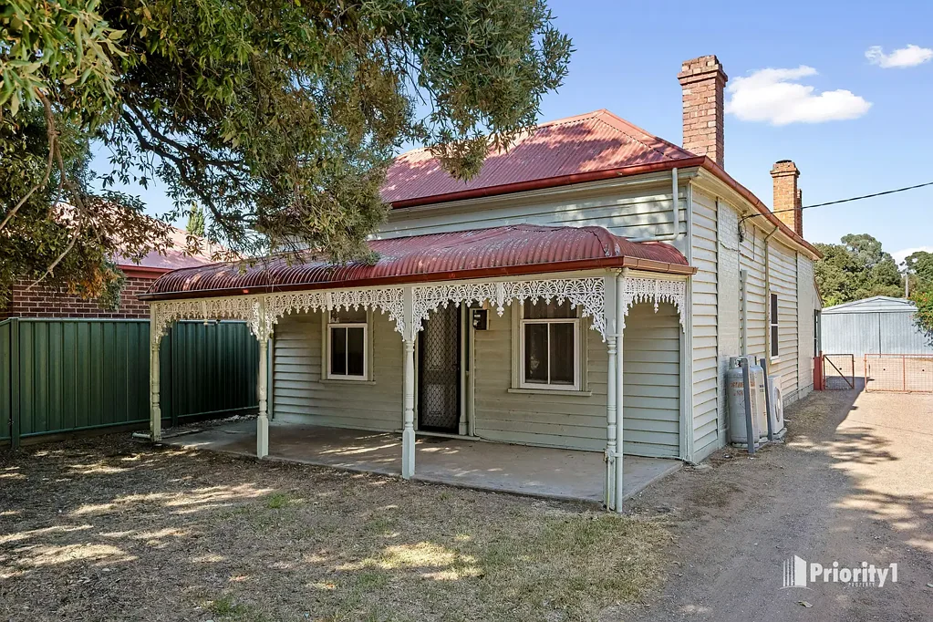 195 High Street, Heathcote, VIC 3523