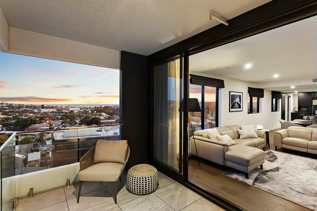 Newcastle 3 Bedroom World-Class Lifestyle Apartment in the CBD's Heart