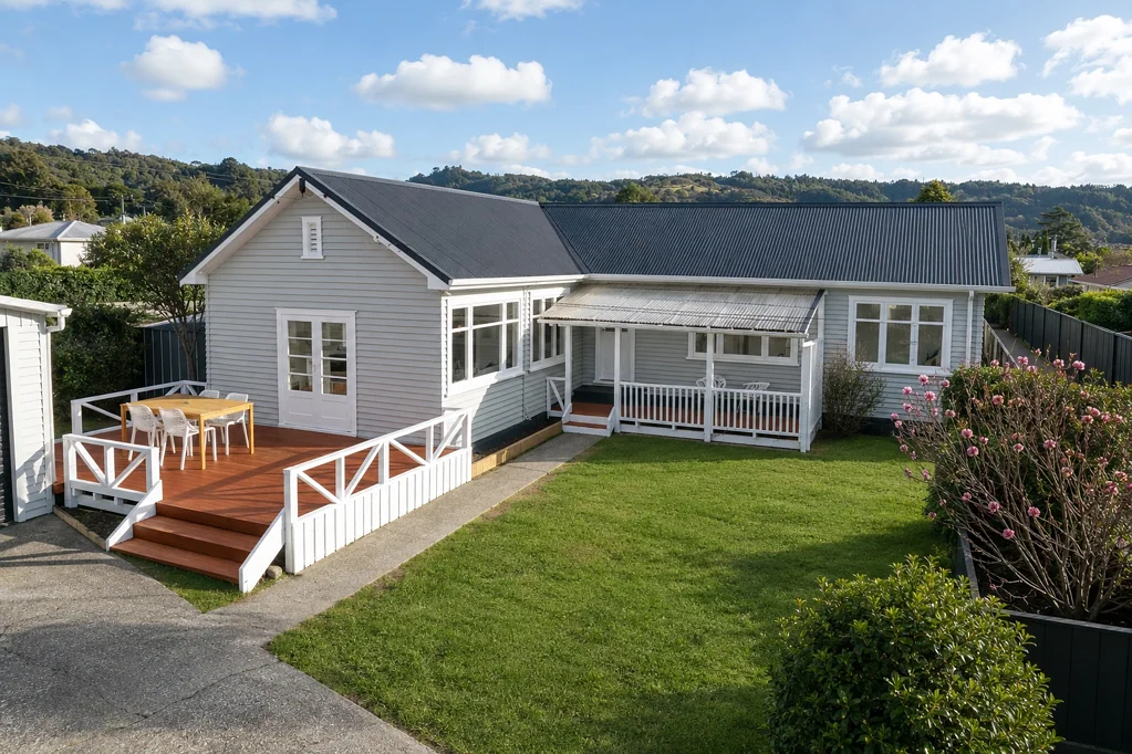Heretaunga 4 Bedroom Refreshed, Spacious & Ready