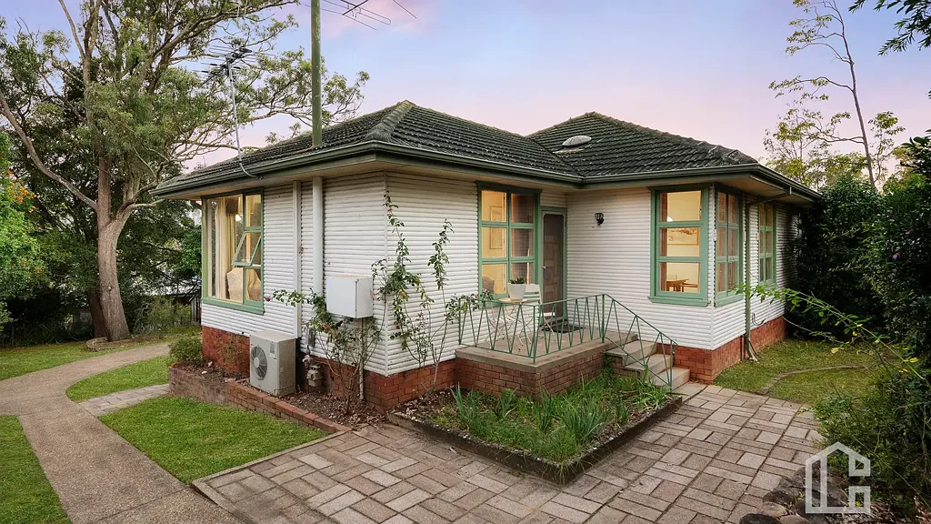 25 Gregory Terrace, Lapstone, NSW 2773