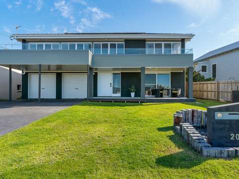 Mollymook Beach 4 Bedroom Your Dream home just became more attainable!