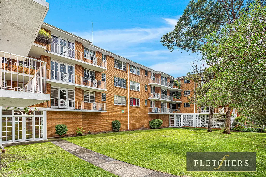 Coastal Convenience in a Prime Lifestyle Location