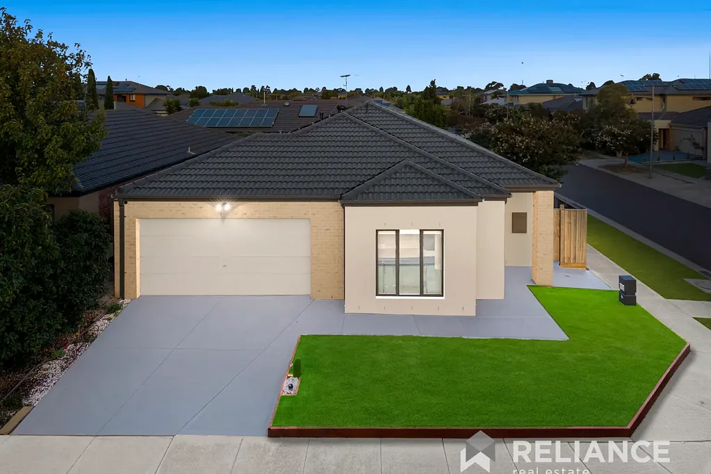 14 Tropic Circuit, Point Cook, VIC 3030
