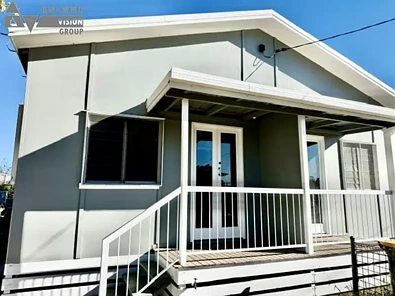 Address Withheld, Emerald, QLD 4720, 2 Bedrooms, 1 Bathrooms, Unit