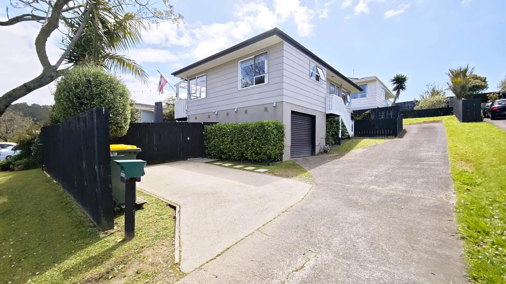 3-Bedroom Pet Friendly Family Home