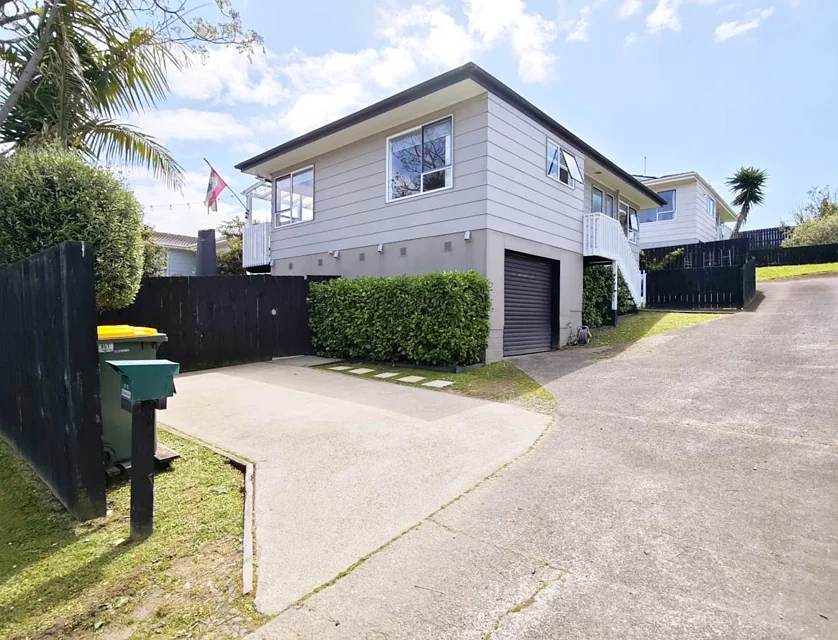 61A Simon Ellice Drive, Bayview, North Shore City, 3房, 1浴, 整租独立别墅