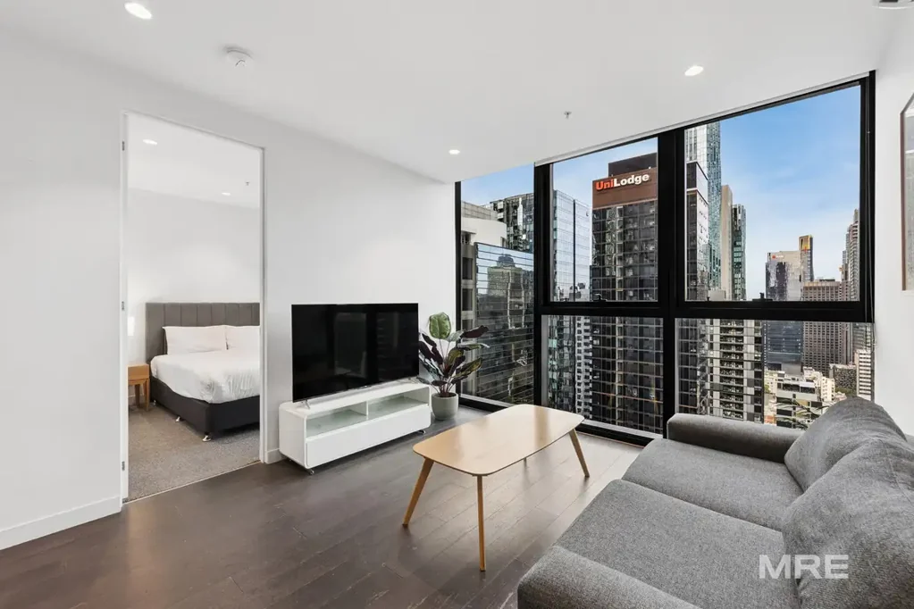 Melbourne 1房 城市街景视野 开放式起居区 定制装修 石制台面厨房 设备齐全健身房 室外游泳池 墨尔本中心地带 女王维多利亚市场 Stylish Inner-City Apartment with Premium Amenities
