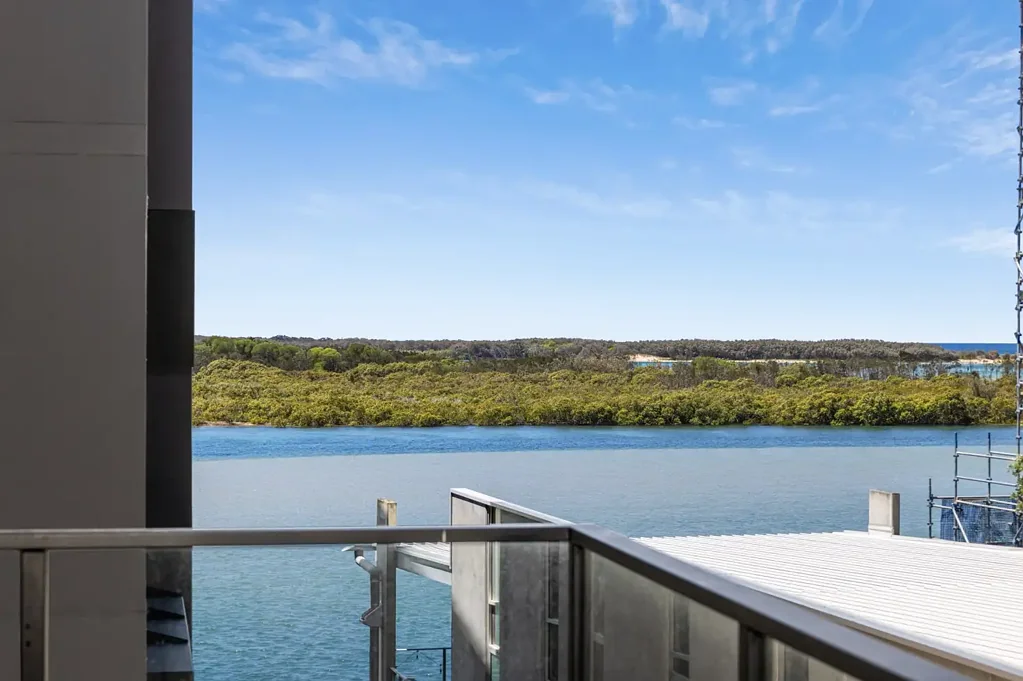 Modern Waterfront Living in the Heart of Maroochydore!