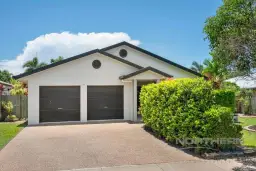 13 Crestbrook Drive, Mount Louisa