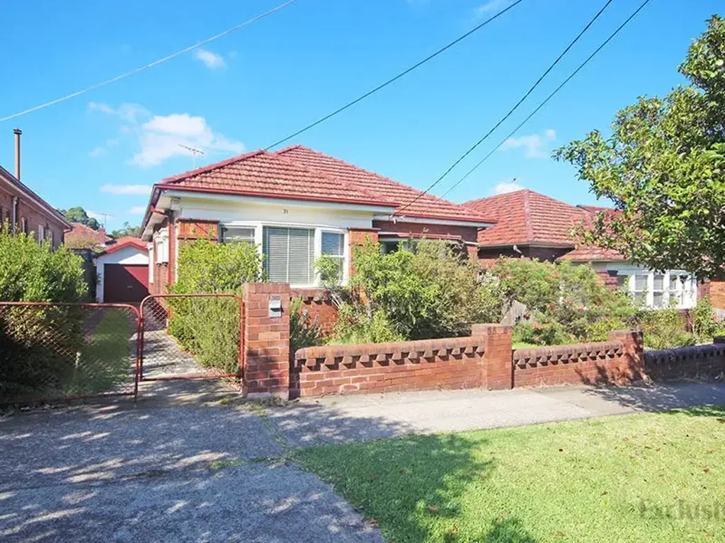 (DEPOSIT TAKEN) Comfortable Family Living
