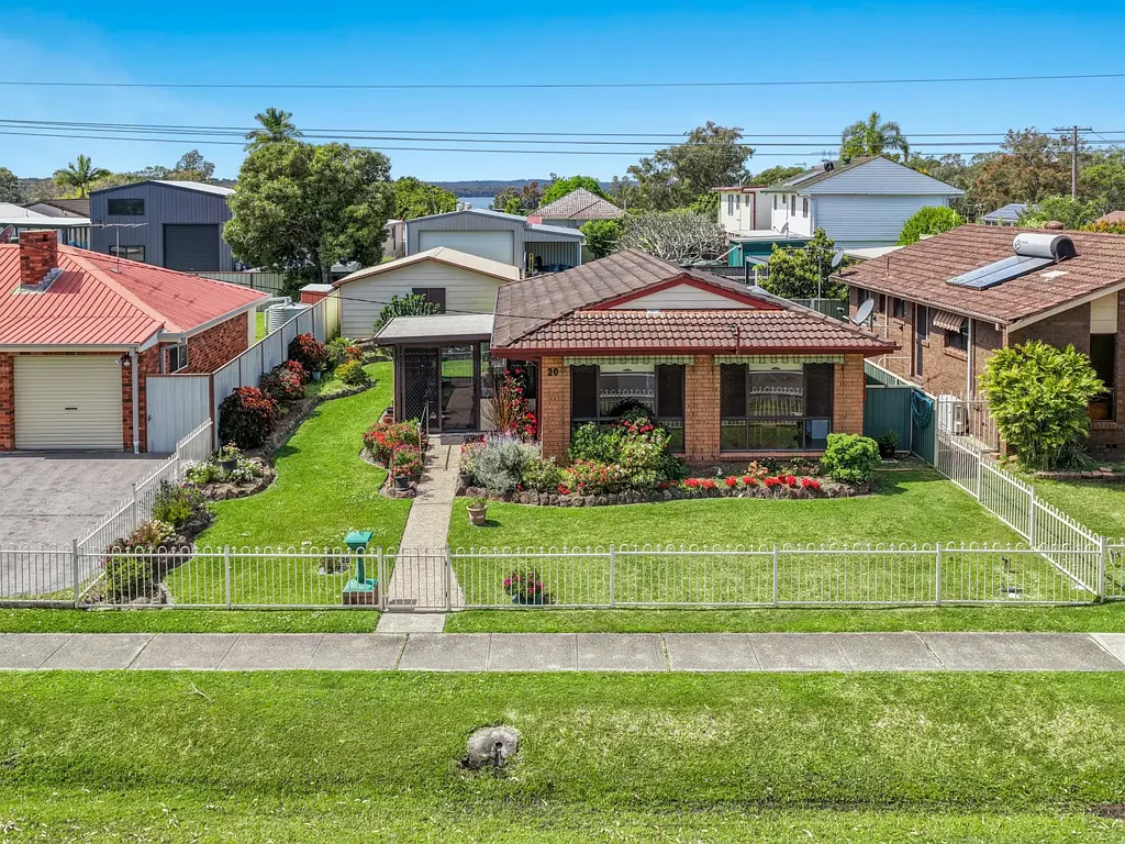 18-20 Vales Road, Mannering Park, NSW 2259