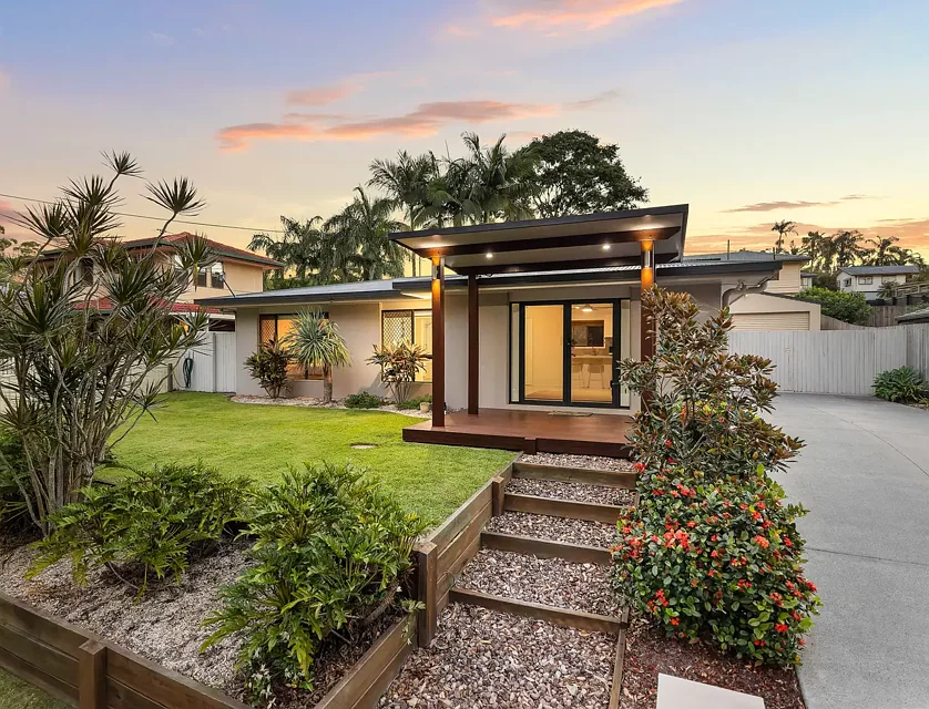 32 Sunnybay Drive, Birkdale, QLD 4159, 3房, 1浴, 独立屋