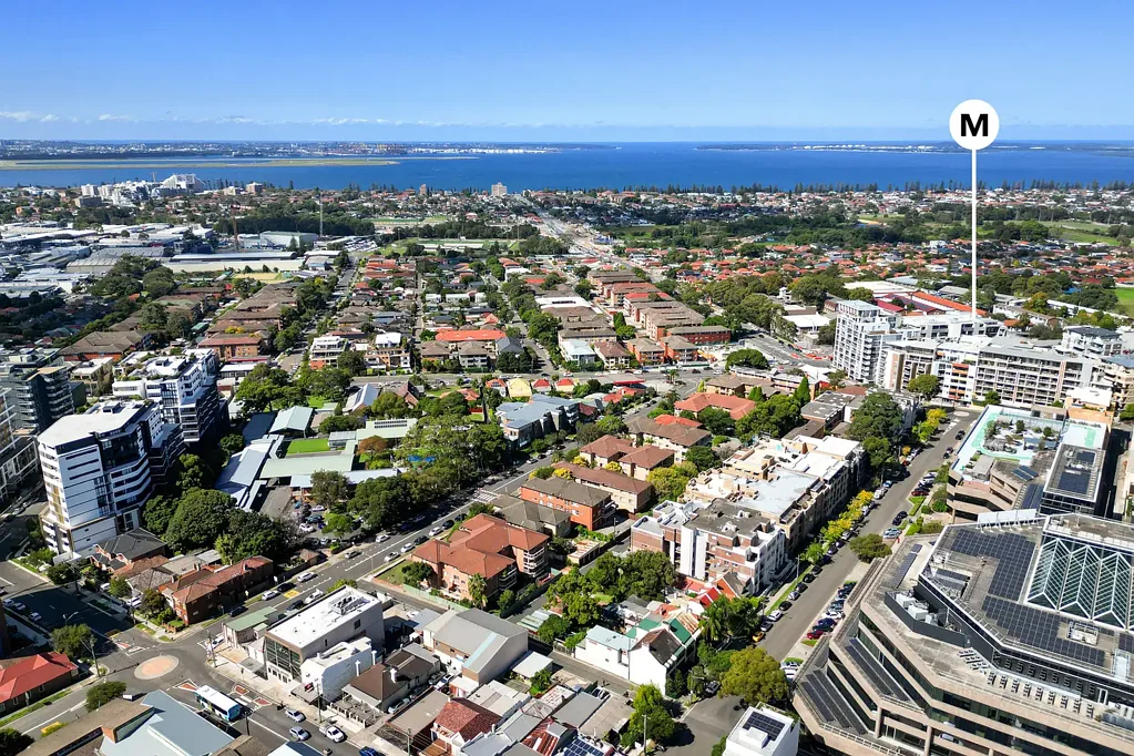 Kogarah 1房 Kogarah中心安全公寓 现代舒适 低维护成本 步行生活便利 现代厨房 宽敞卧室 无盖阳台 地下车位 Central lifestyle address in the heart of Kogarah