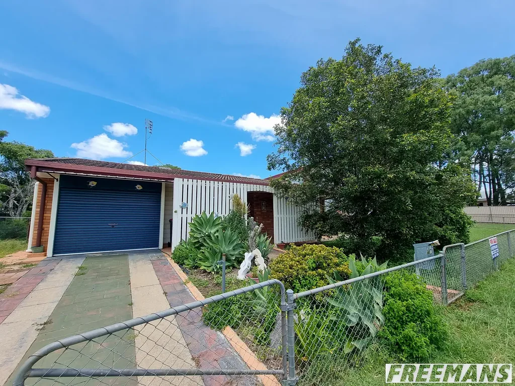 Nanango 3ਬੈੱਡਰੂਮ Family Home in Convenient Location