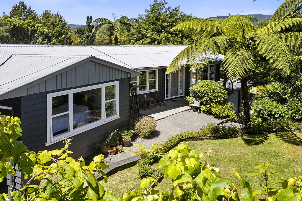 Brown Owl 3침실 Stunning Family Haven in Scenic Sunnyview!