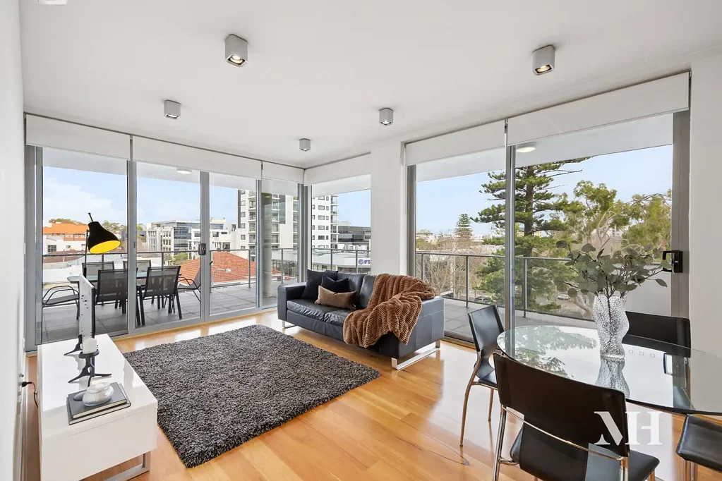 Furnished Apartment with Expansive Balcony and City Views