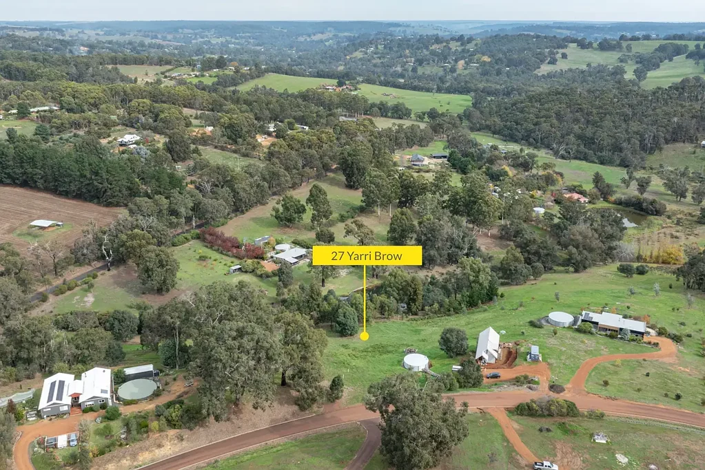 Kangaroo Gully  Escape to the Country with Uninterrupted Panoramic Views